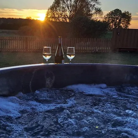 Letniskowy Ze Stawem * Harsz